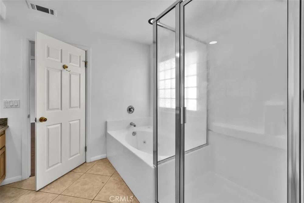 8469 Deer Yucca Valley, CA 92284