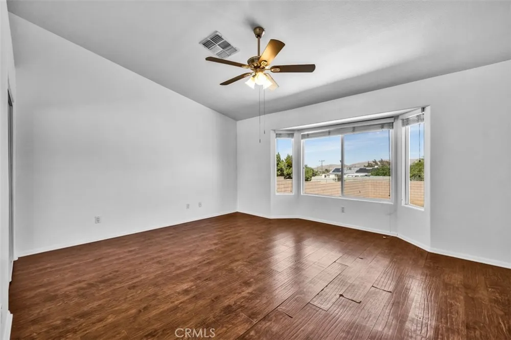 8469 Deer Yucca Valley, CA 92284