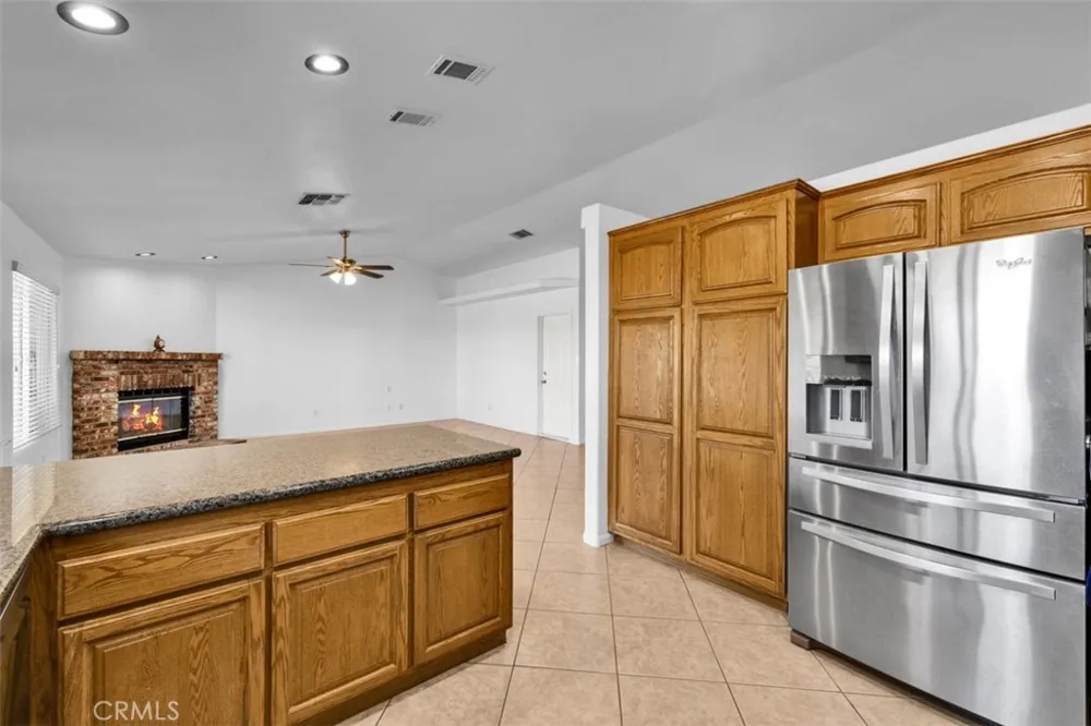 8469 Deer Yucca Valley, CA 92284