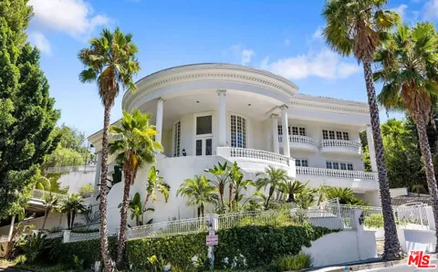 4434 Grimes Place
