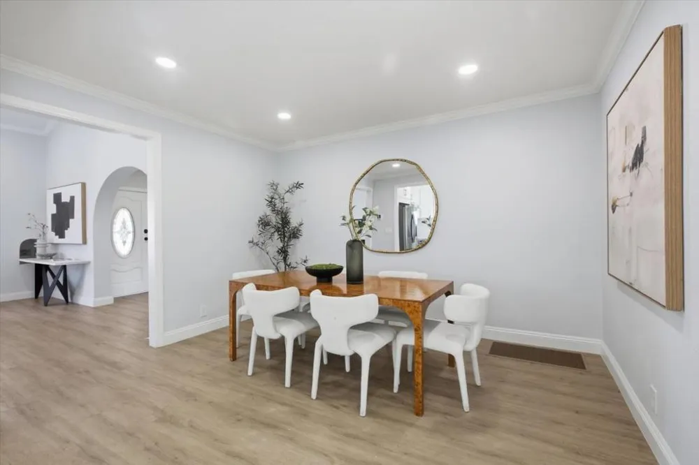 1130 Sevier Avenue Menlo Park, CA 94025