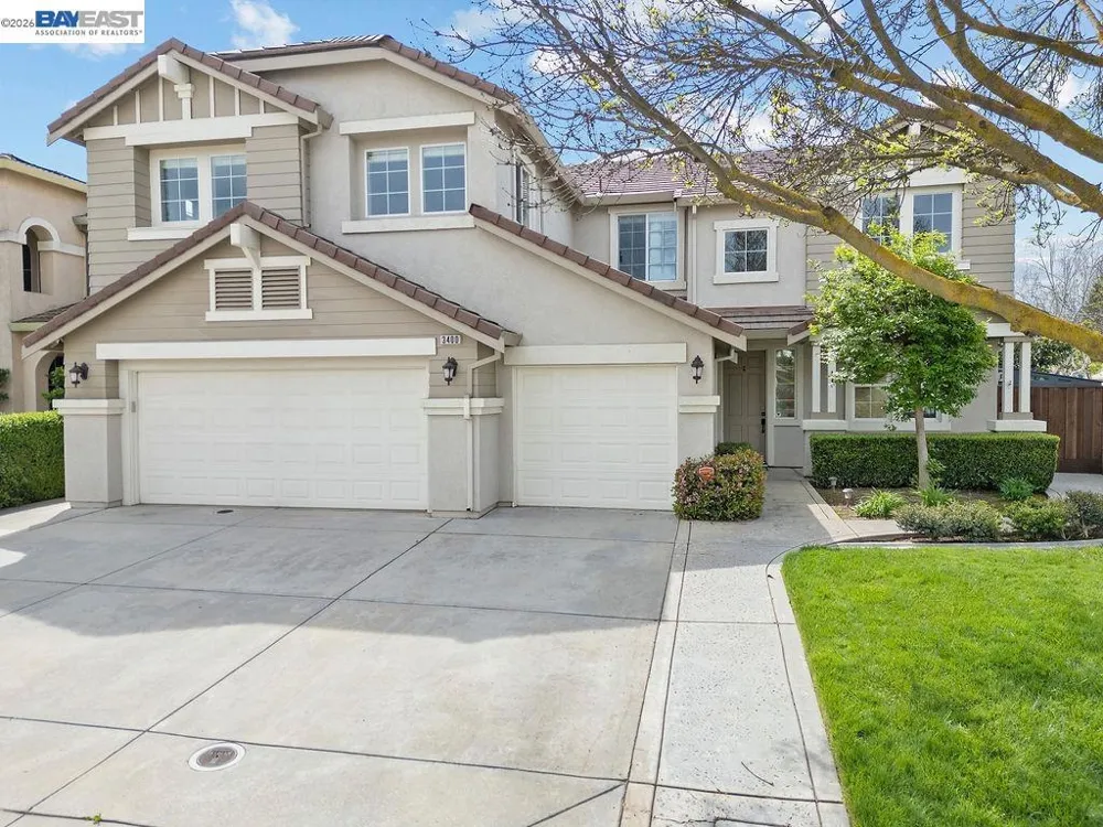 3400 Fallen Oak Dr Modesto, CA 95355