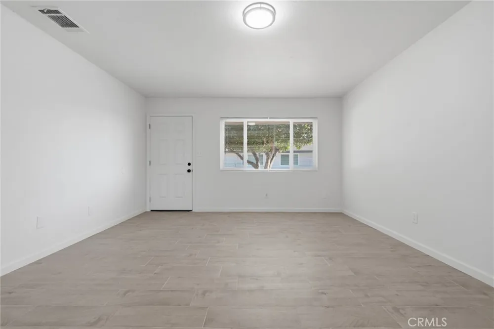 1506 Cobb Porterville, CA 93257