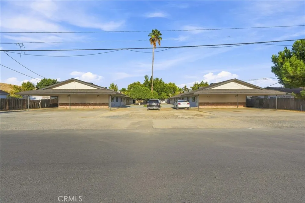 1506 Cobb Porterville, CA 93257
