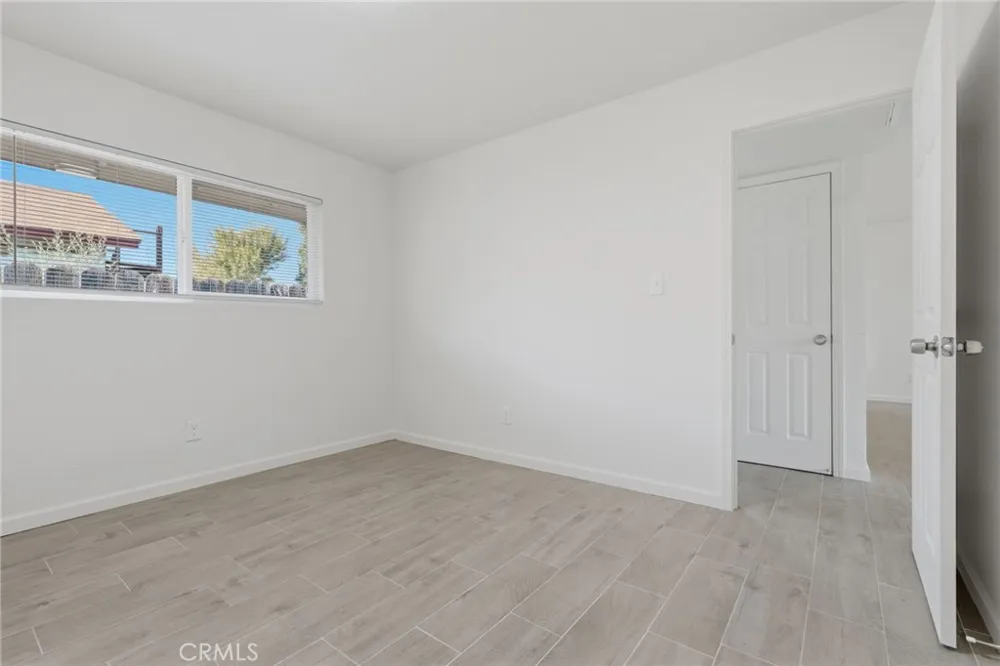 1506 Cobb Porterville, CA 93257