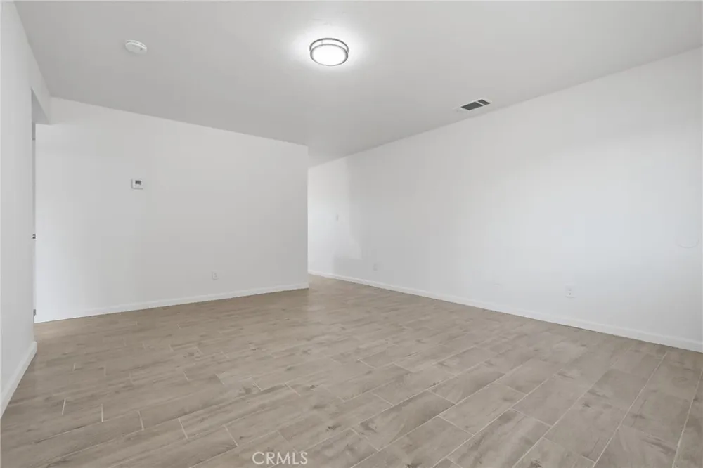 1506 Cobb Porterville, CA 93257