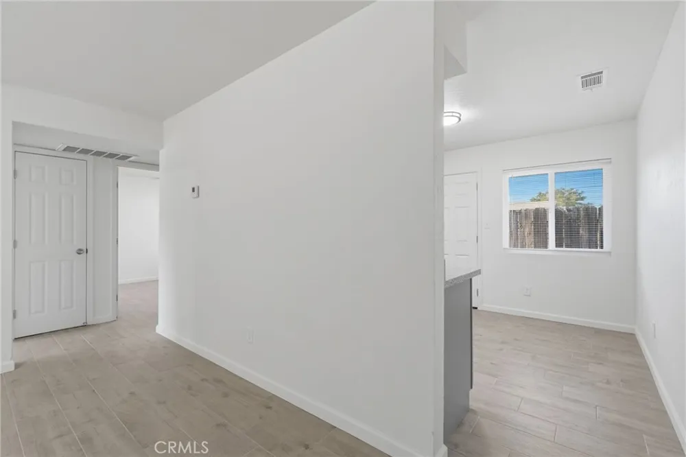 1506 Cobb Porterville, CA 93257