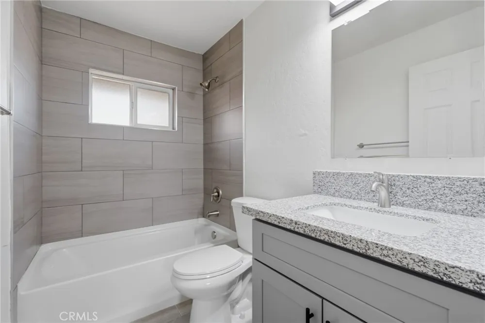 1506 Cobb Porterville, CA 93257