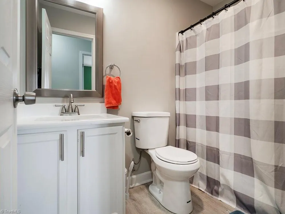 104 Taylors Court Burlington, NC 27217