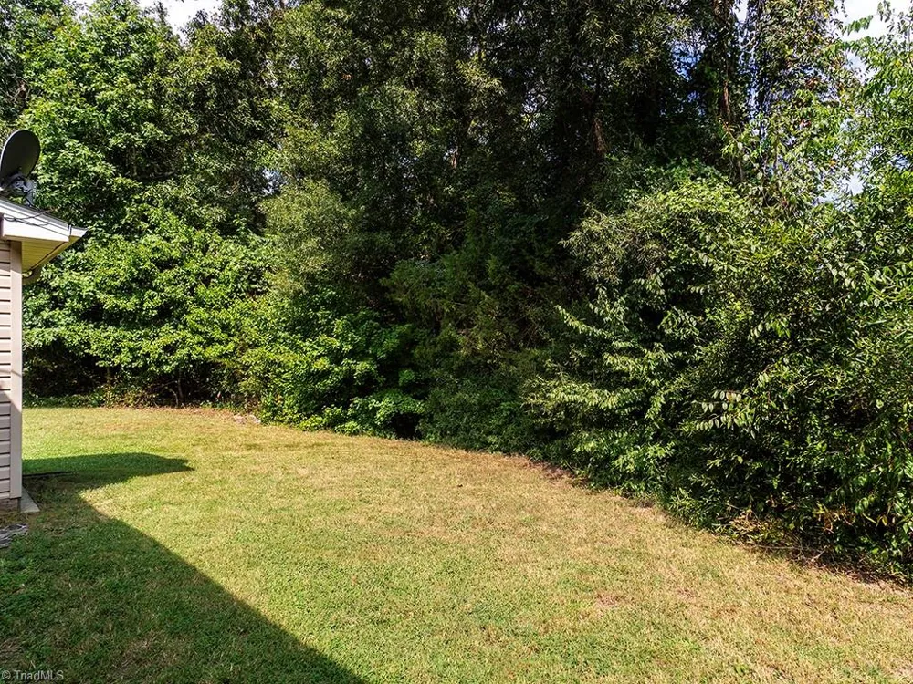 104 Taylors Court Burlington, NC 27217