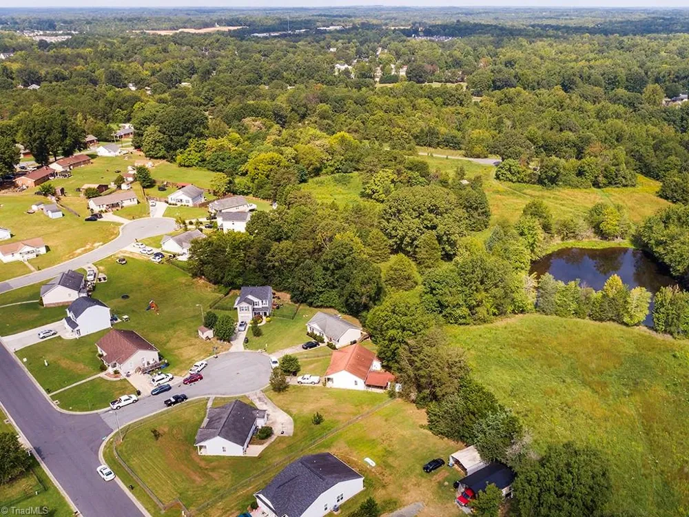 104 Taylors Court Burlington, NC 27217