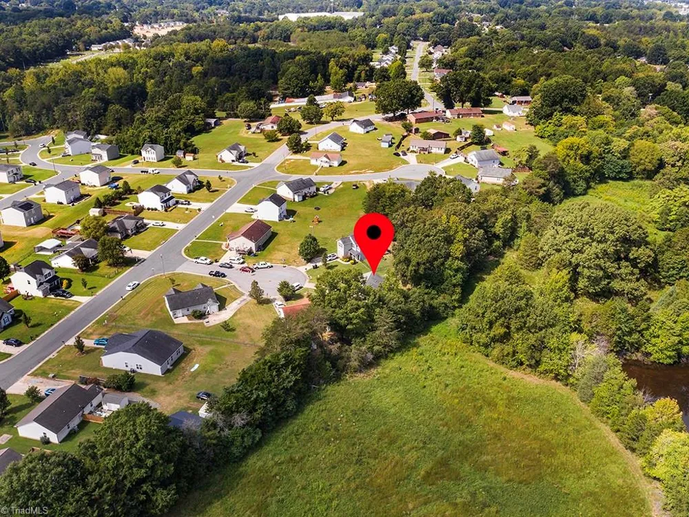 104 Taylors Court Burlington, NC 27217