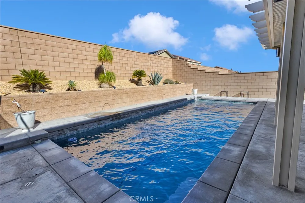 15458 San Francisco Victorville, CA 92394