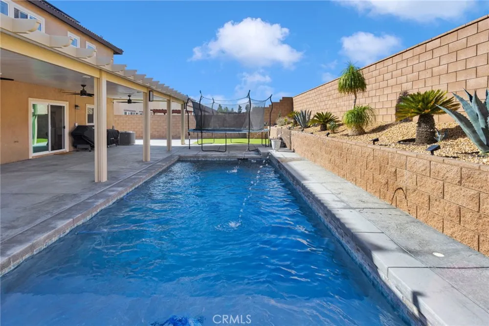 15458 San Francisco Victorville, CA 92394