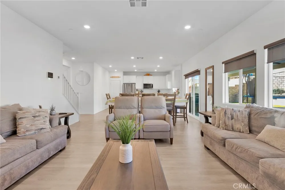 15458 San Francisco Victorville, CA 92394