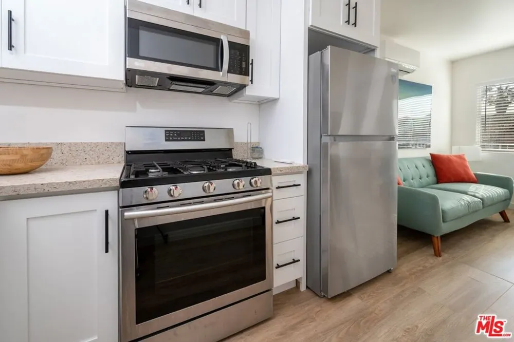 4727 W 18th Street #4 Los Angeles, CA 90019