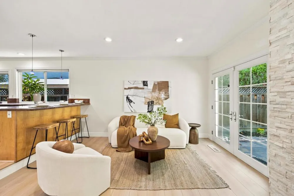 1005 Iris Avenue Sunnyvale, CA 94086