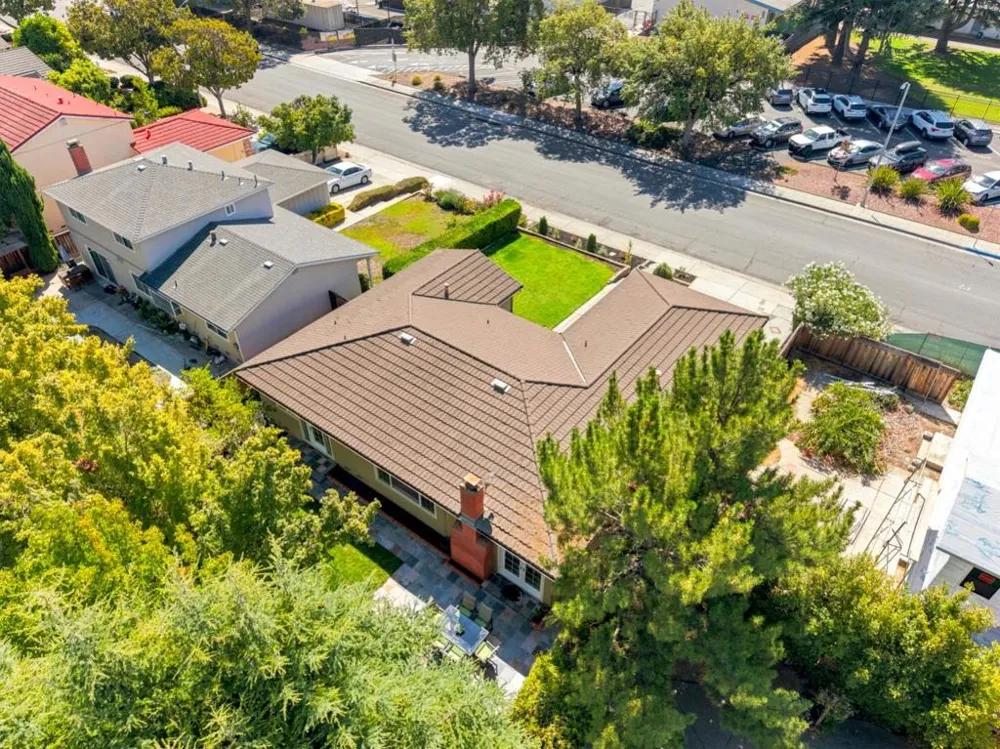 1005 Iris Avenue Sunnyvale, CA 94086