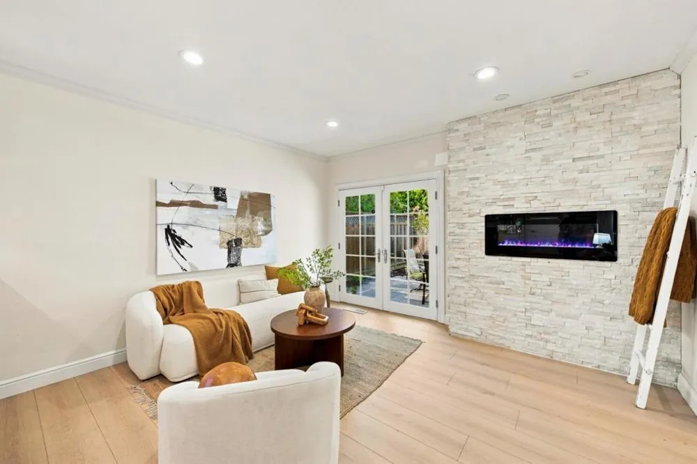 1005 Iris Avenue Sunnyvale, CA 94086