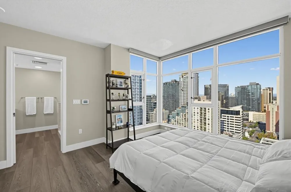 1199 Pacific Highway #2802 San Diego, CA 92101