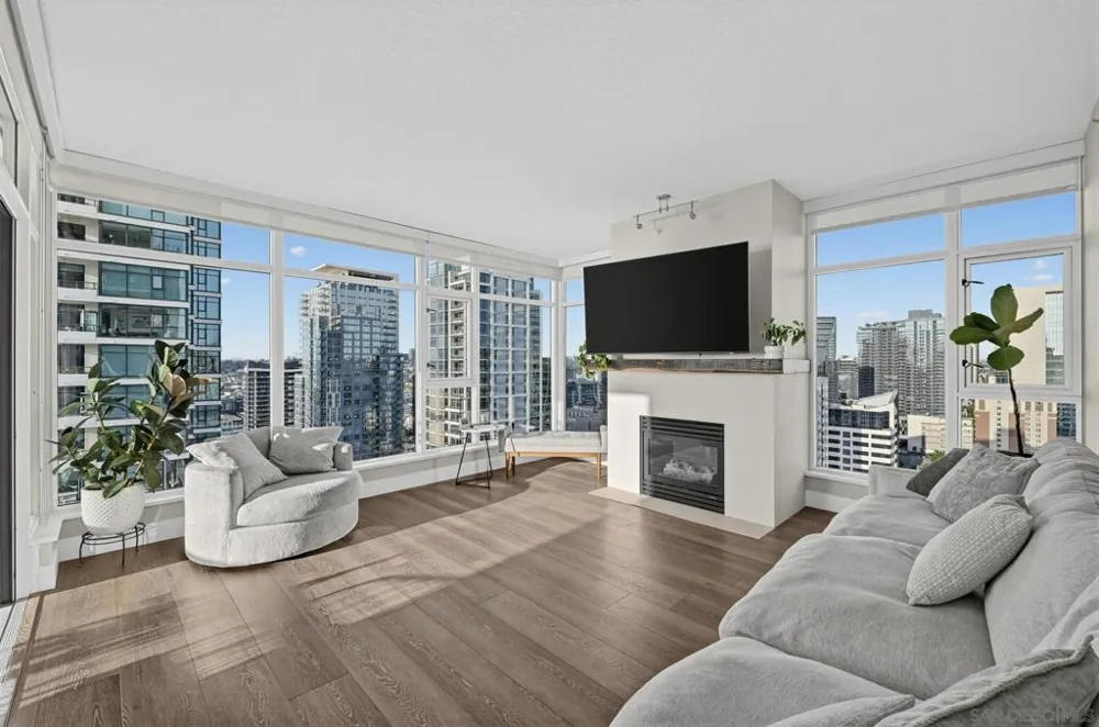 1199 Pacific Highway #2802 San Diego, CA 92101