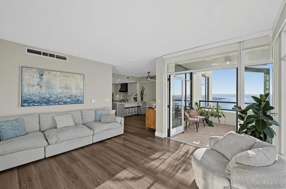 1199 Pacific Highway #2802 San Diego, CA 92101