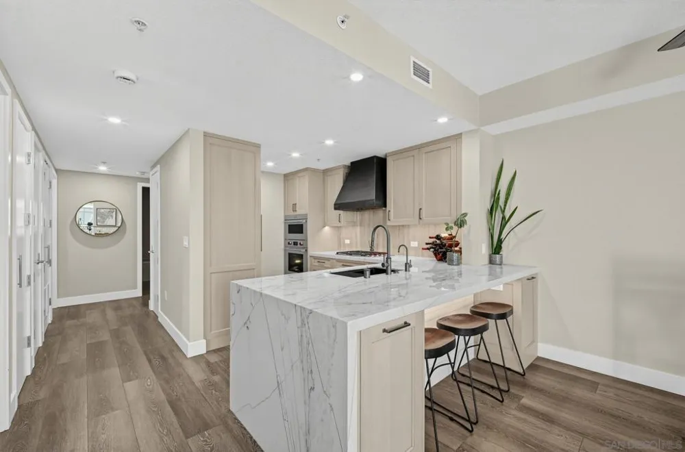 1199 Pacific Highway #2802 San Diego, CA 92101