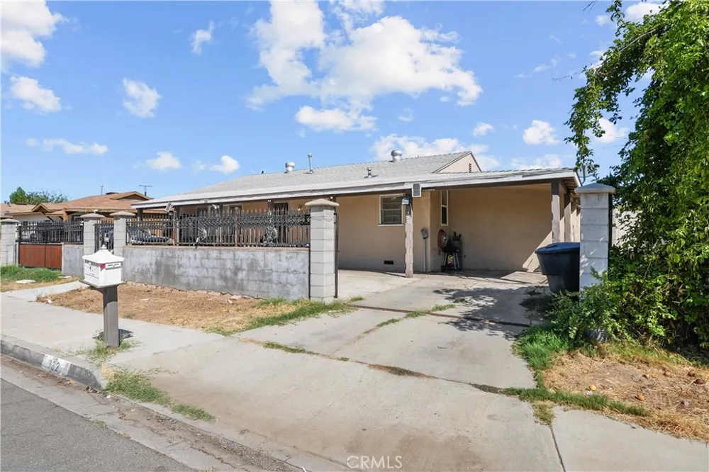 332 W 11th Street Perris, CA 92570