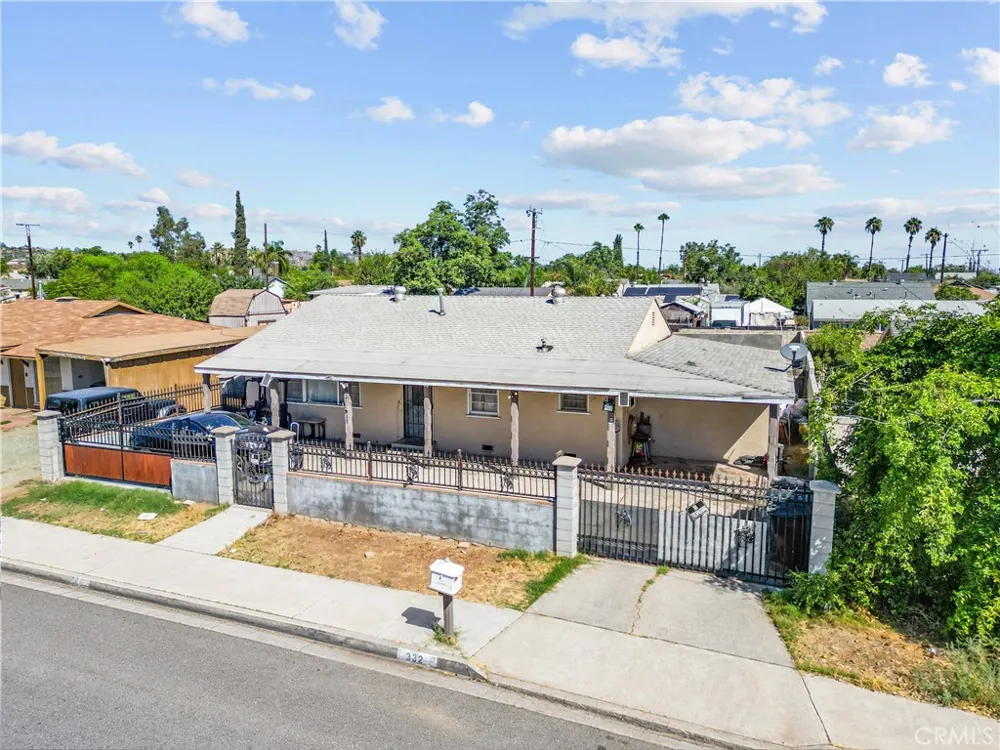332 W 11th Street Perris, CA 92570