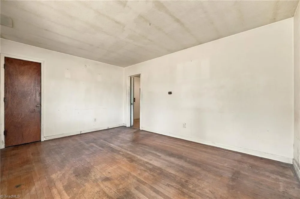 302 E 17th Street Scotland Neck, NC 27874