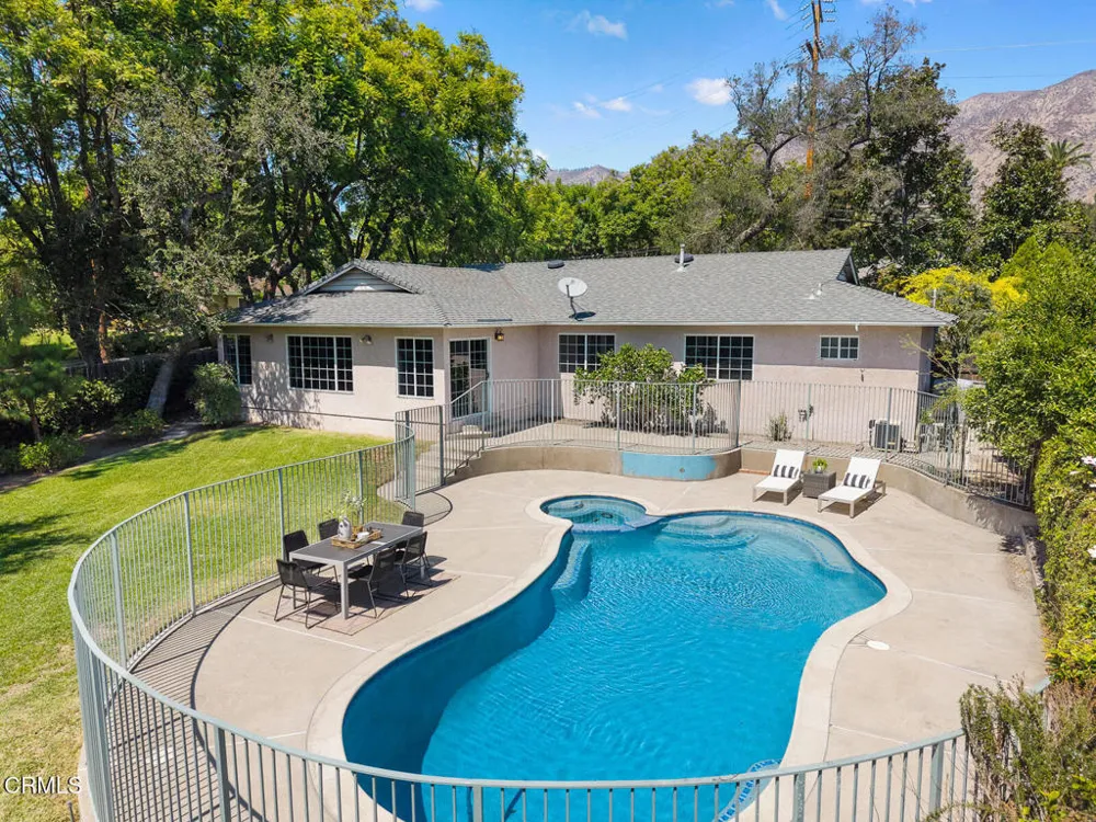 148 W Bonita Avenue Sierra Madre, CA 91024