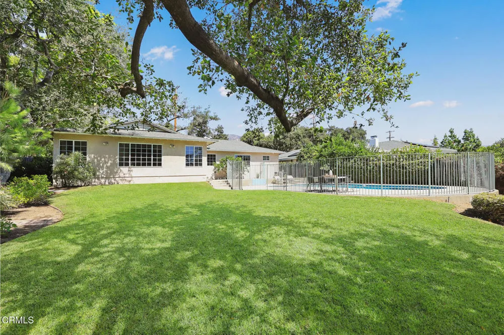 148 W Bonita Avenue Sierra Madre, CA 91024