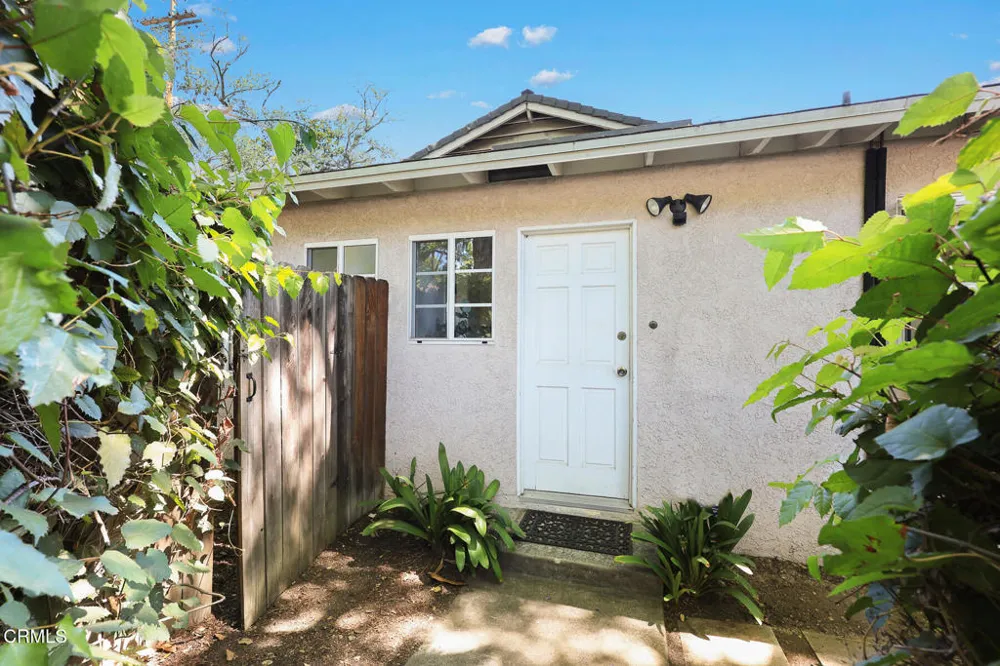 148 W Bonita Avenue Sierra Madre, CA 91024