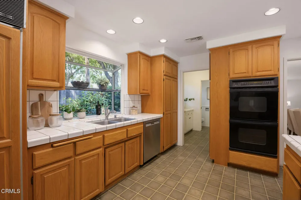 148 W Bonita Avenue Sierra Madre, CA 91024