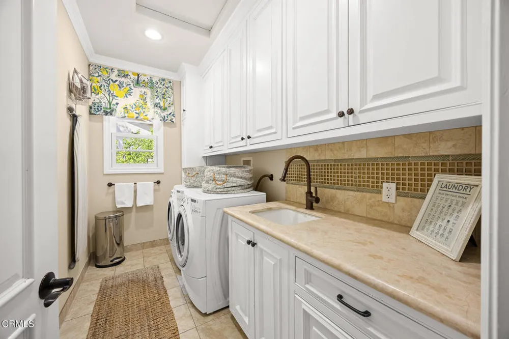 574 Camillo Road Sierra Madre, CA 91024