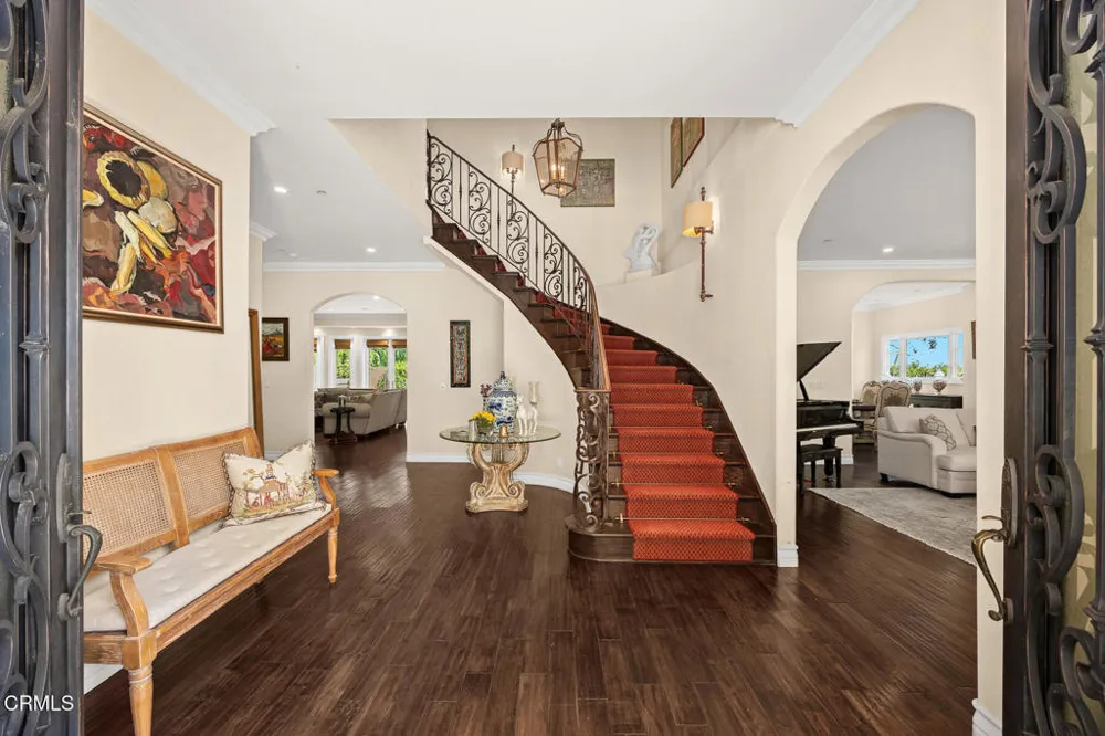574 Camillo Road Sierra Madre, CA 91024