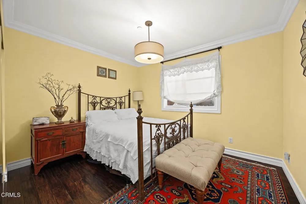 574 Camillo Road Sierra Madre, CA 91024