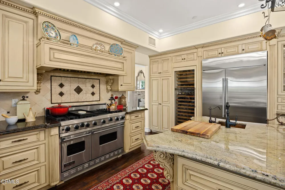 574 Camillo Road Sierra Madre, CA 91024