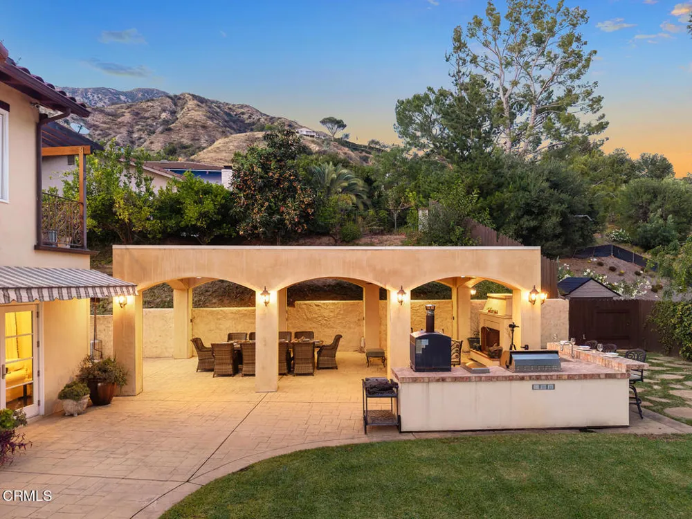 574 Camillo Road Sierra Madre, CA 91024