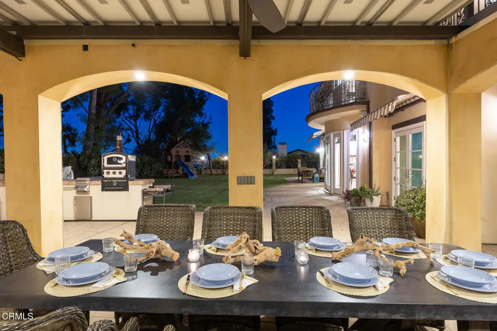 574 Camillo Road Sierra Madre, CA 91024