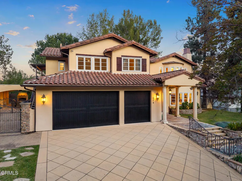574 Camillo Road Sierra Madre, CA 91024