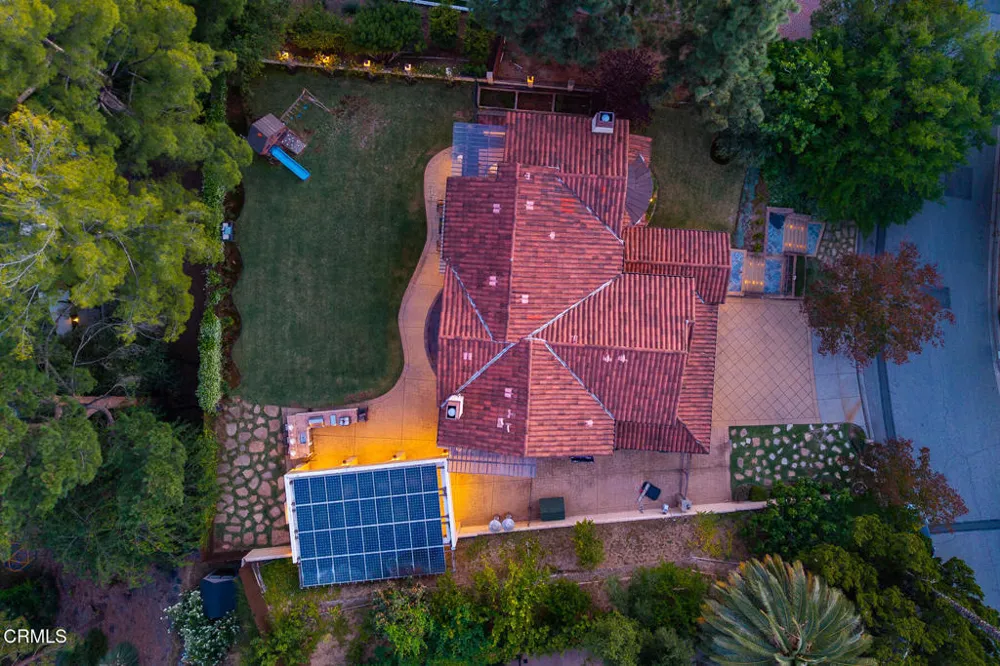 574 Camillo Road Sierra Madre, CA 91024