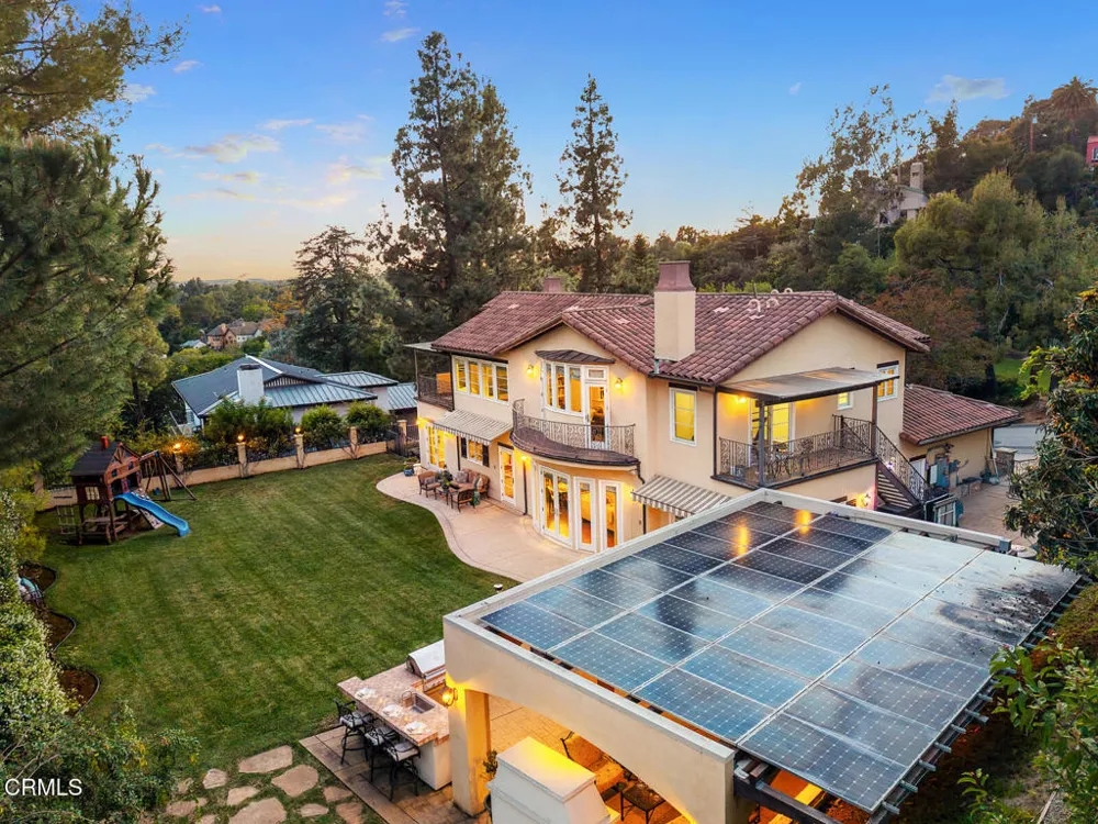 574 Camillo Road Sierra Madre, CA 91024