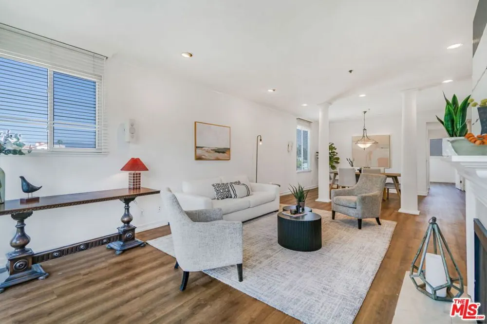 211 California Avenue #501 Santa Monica, CA 90403