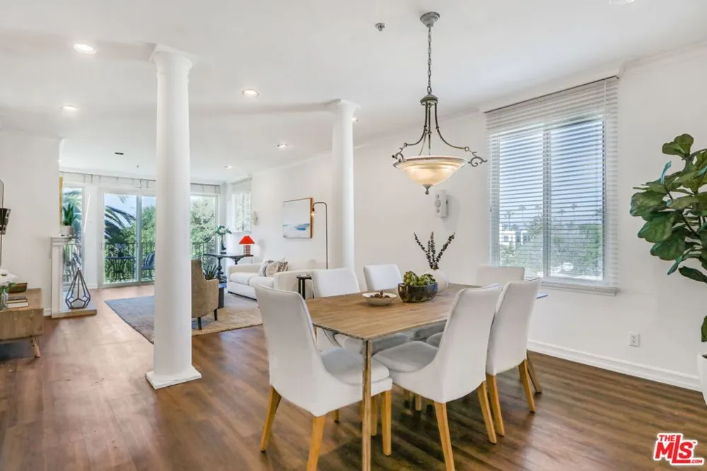 211 California Avenue #501 Santa Monica, CA 90403
