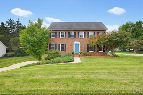 2111 Gate Post Drive