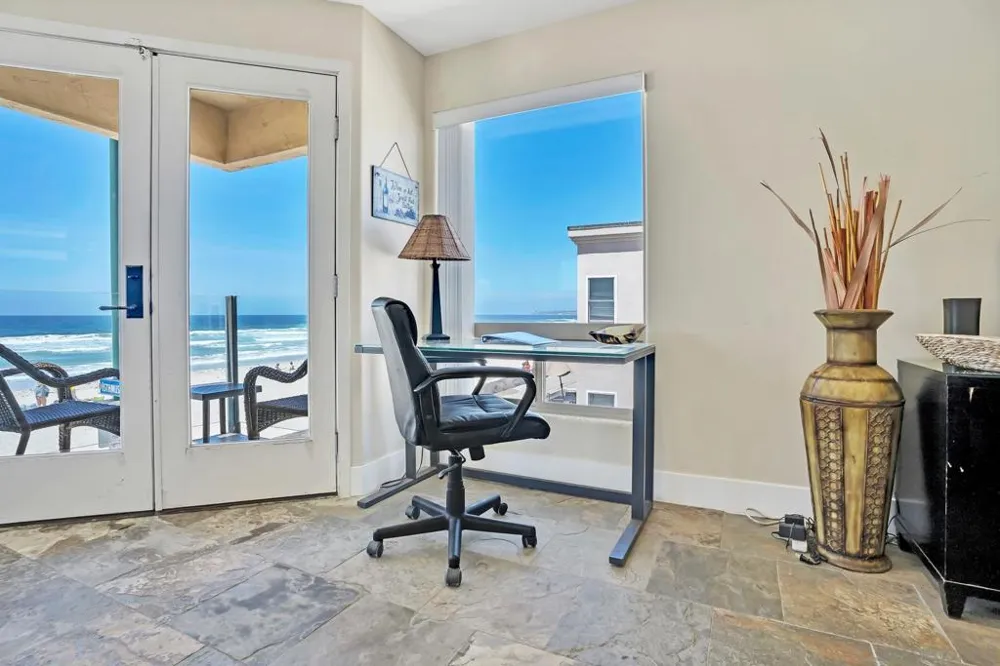 3243 Ocean Front Walk #1 San Diego, CA 92109