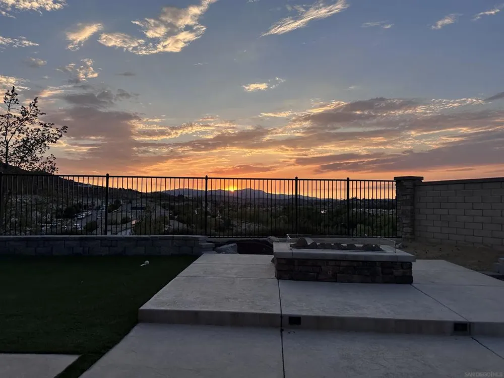 30521 Green Vista Menifee, CA 92584