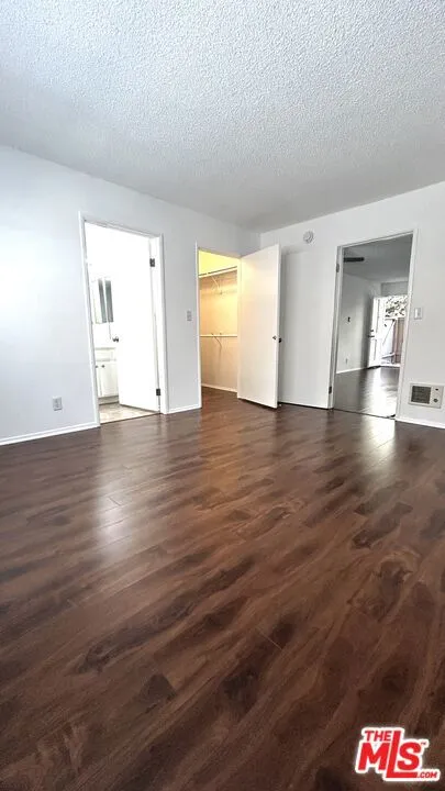 3618 Empire Drive #102 Los Angeles, CA 90034