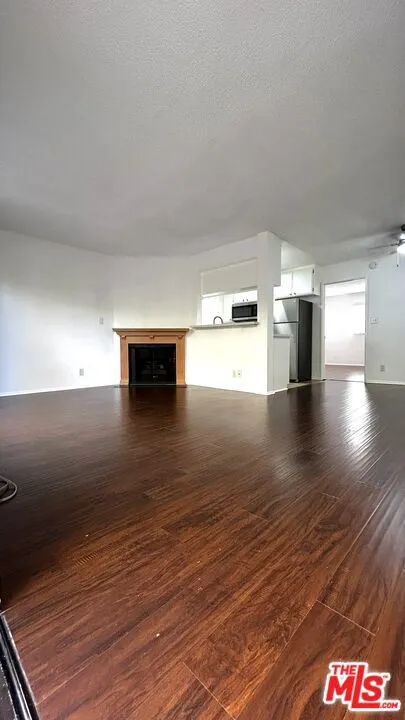3618 Empire Drive #102 Los Angeles, CA 90034